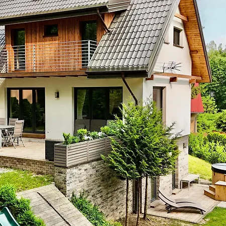 Mazursko - Komfortowe 8 Osobowe Nad Jeziorem, Balia Lub Sauna *