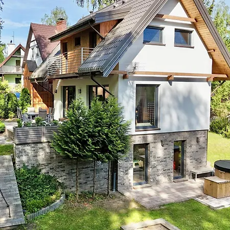 Mazursko - Komfortowe 8 Osobowe Nad Jeziorem, Balia Lub Sauna Kretowiny
